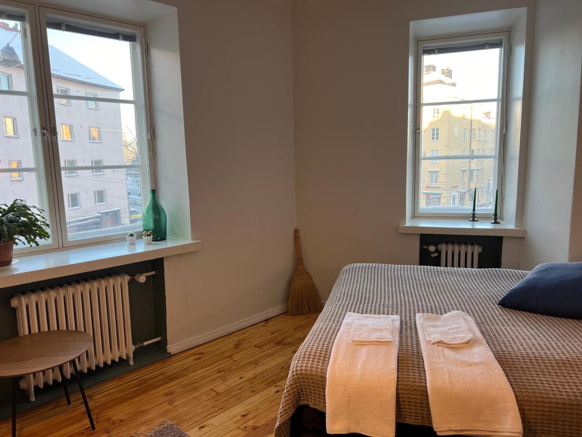Valoisa & Mukava Koti Vallilassa Helsínquia Exterior foto